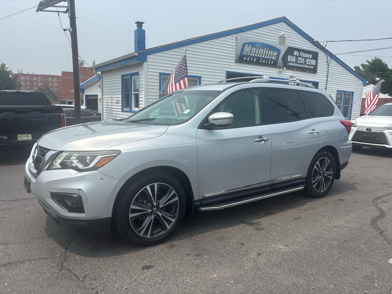 Nissan Pathfinder 4x4 Platinum 2017