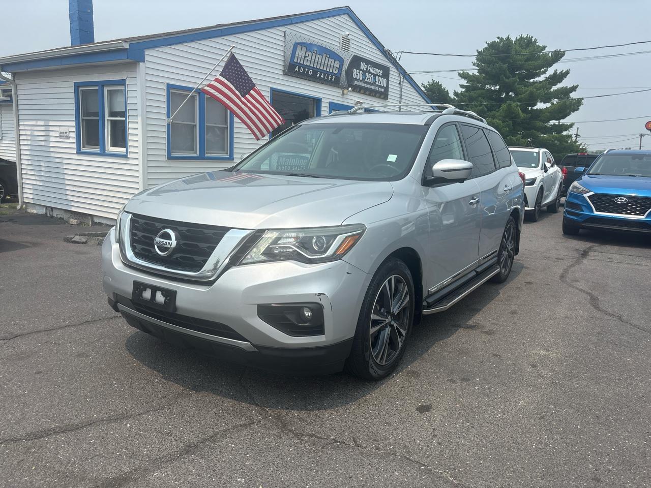 Nissan Pathfinder 4x4 Platinum 2017