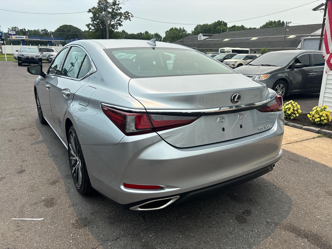 Lexus ES ES 350 FWD 2024