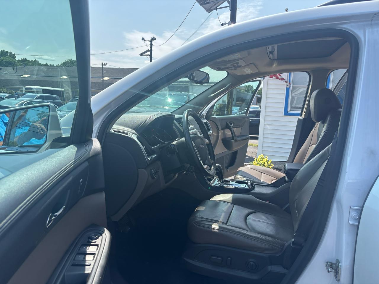 GMC Acadia AWD 4dr SLT w/SLT-1 2016