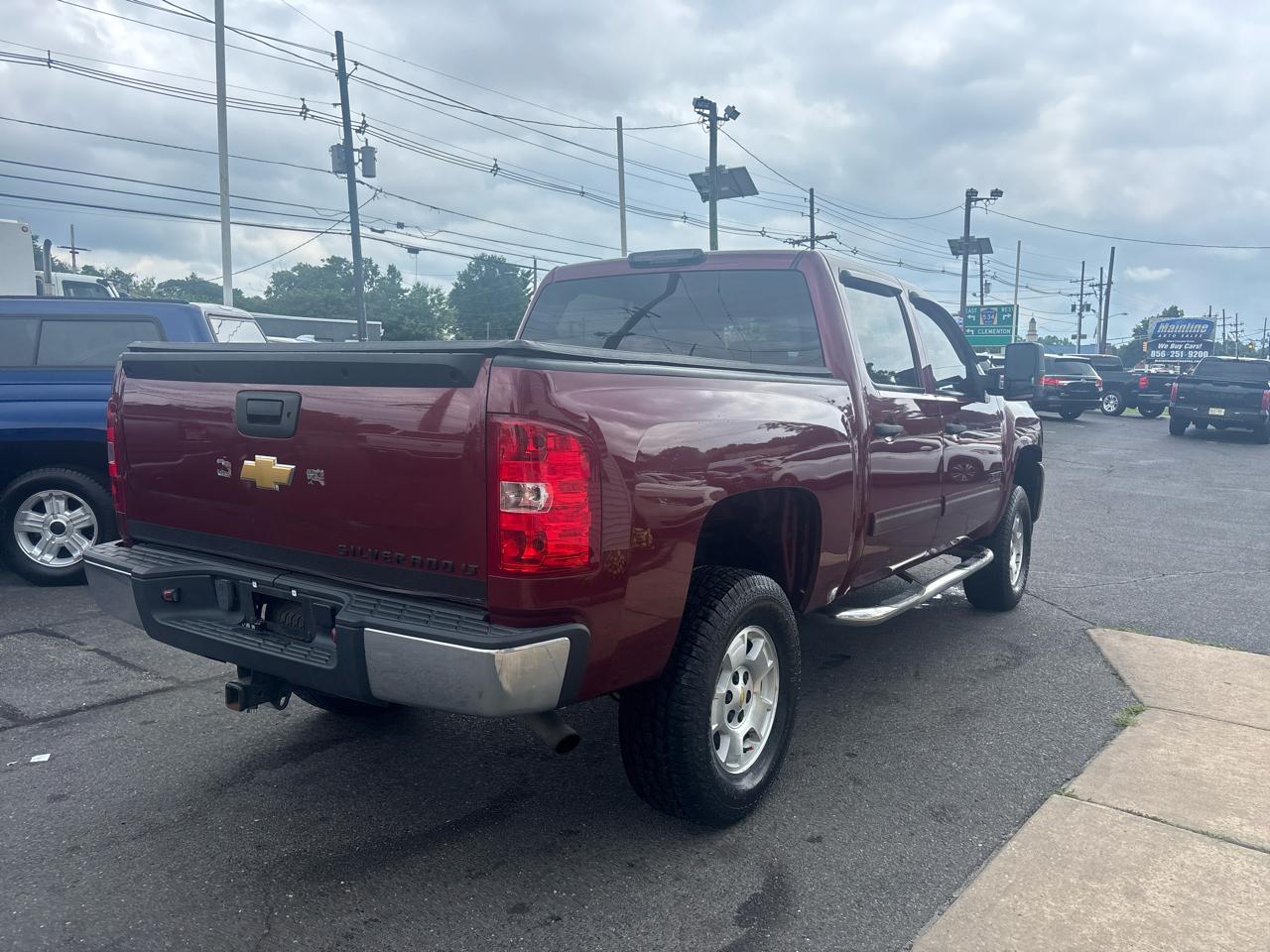 Chevrolet Silverado 1500 4WD Crew Cab 143.5" LT 2013