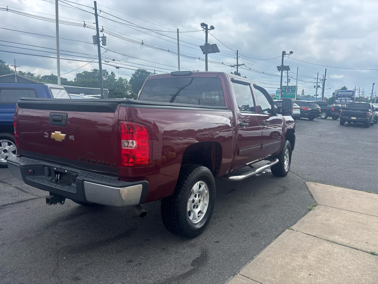 Chevrolet Silverado 1500 4WD Crew Cab 143.5" LT 2013