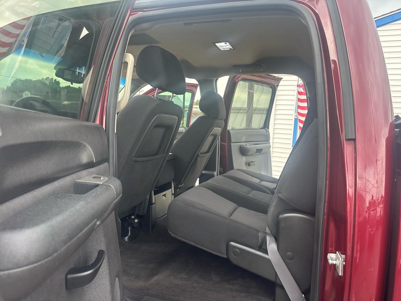 Chevrolet Silverado 1500 4WD Crew Cab 143.5" LT 2013