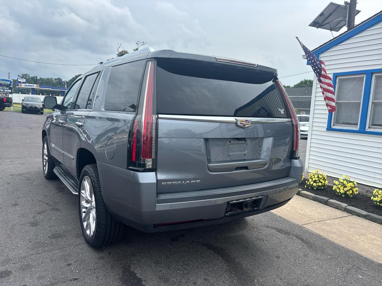 Cadillac Escalade 4WD 4dr Premium Luxury 2018