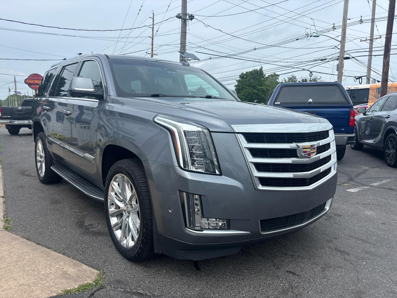 Cadillac Escalade 4WD 4dr Premium Luxury 2018