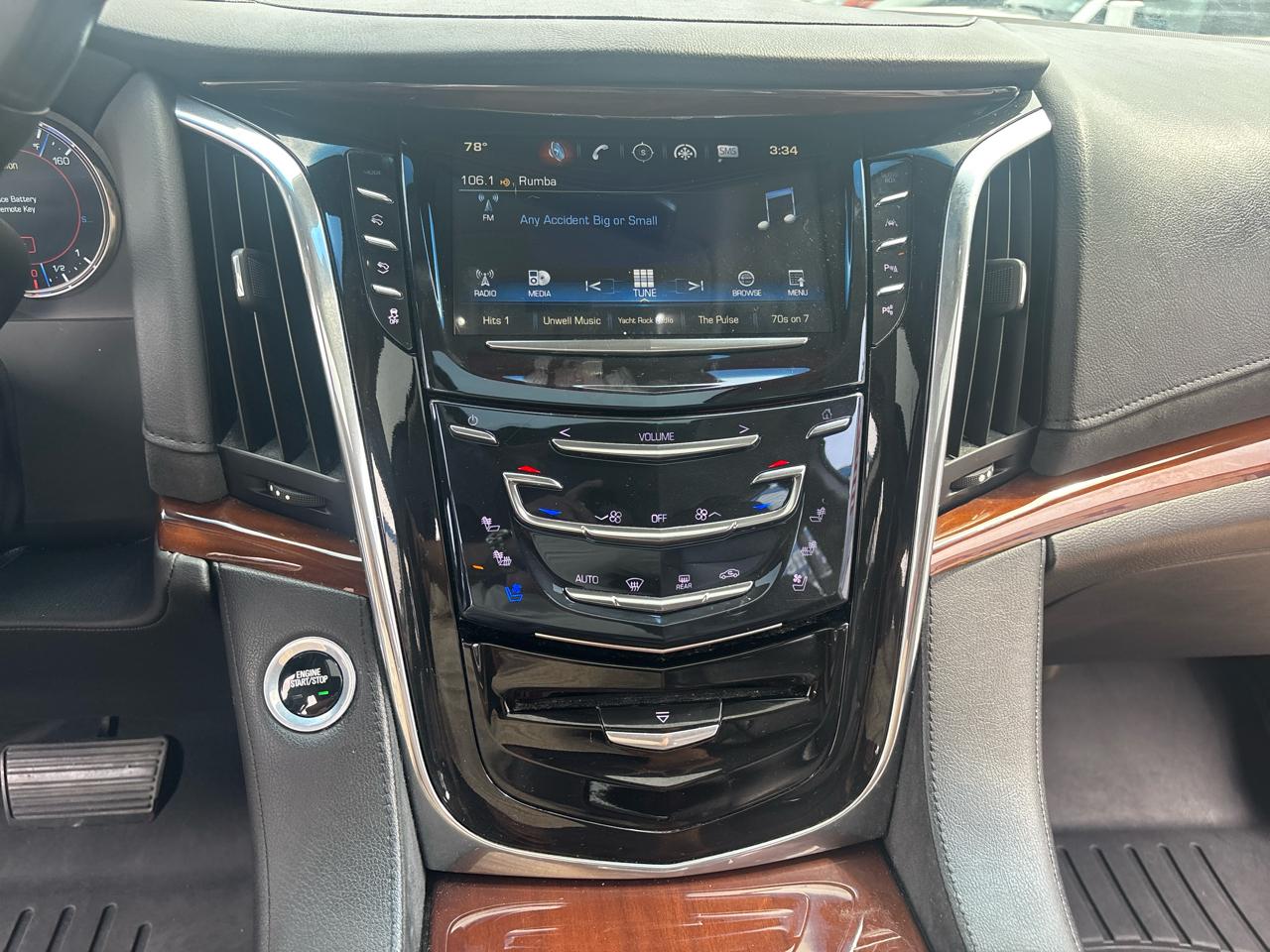 Cadillac Escalade 4WD 4dr Premium Luxury 2018