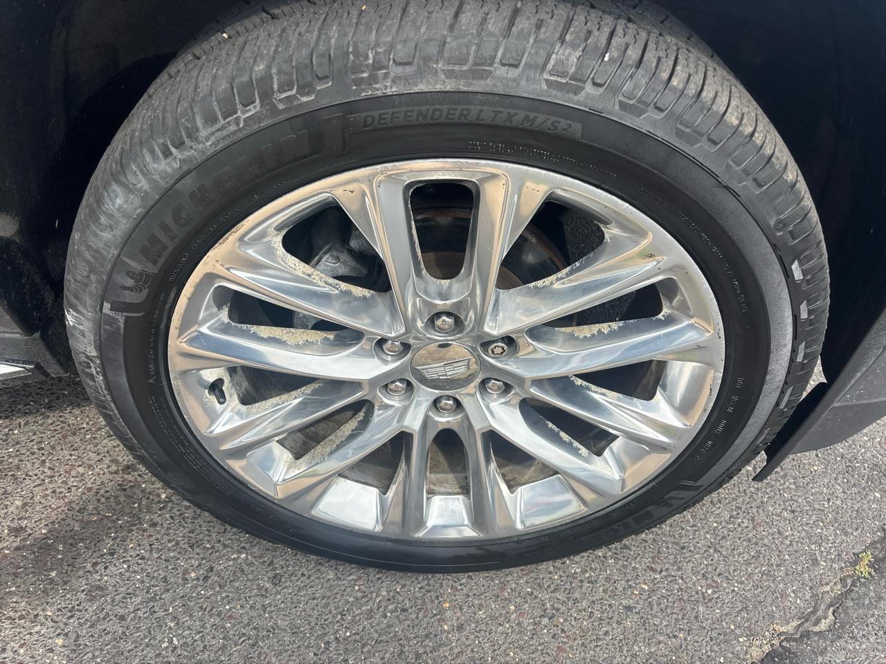 Cadillac Escalade 4WD 4dr Premium Luxury 2018