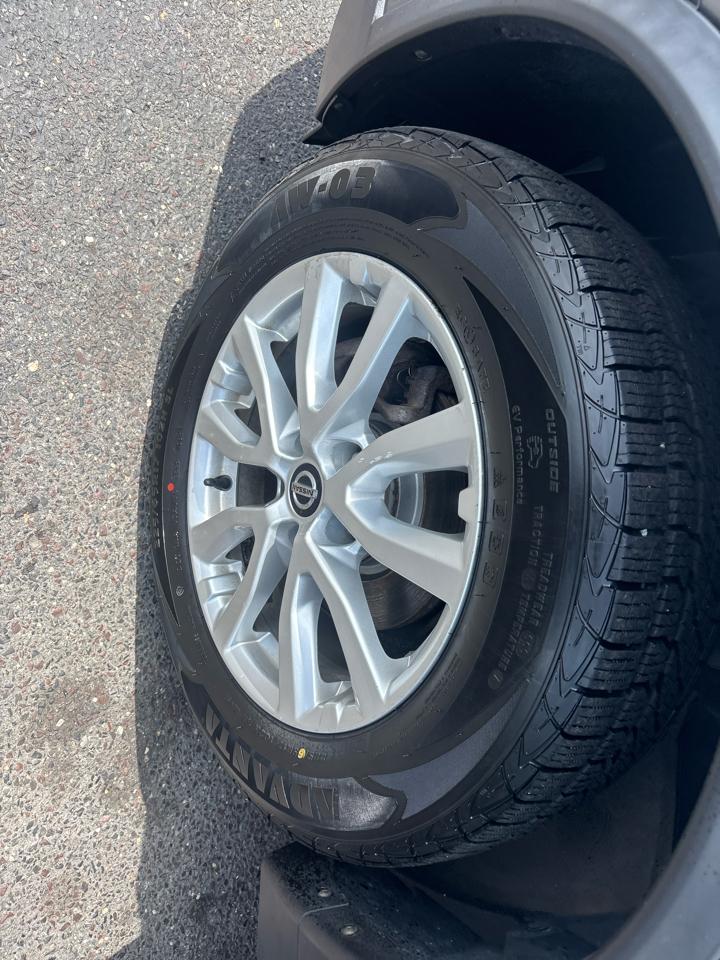 Nissan Rogue AWD SV 2018