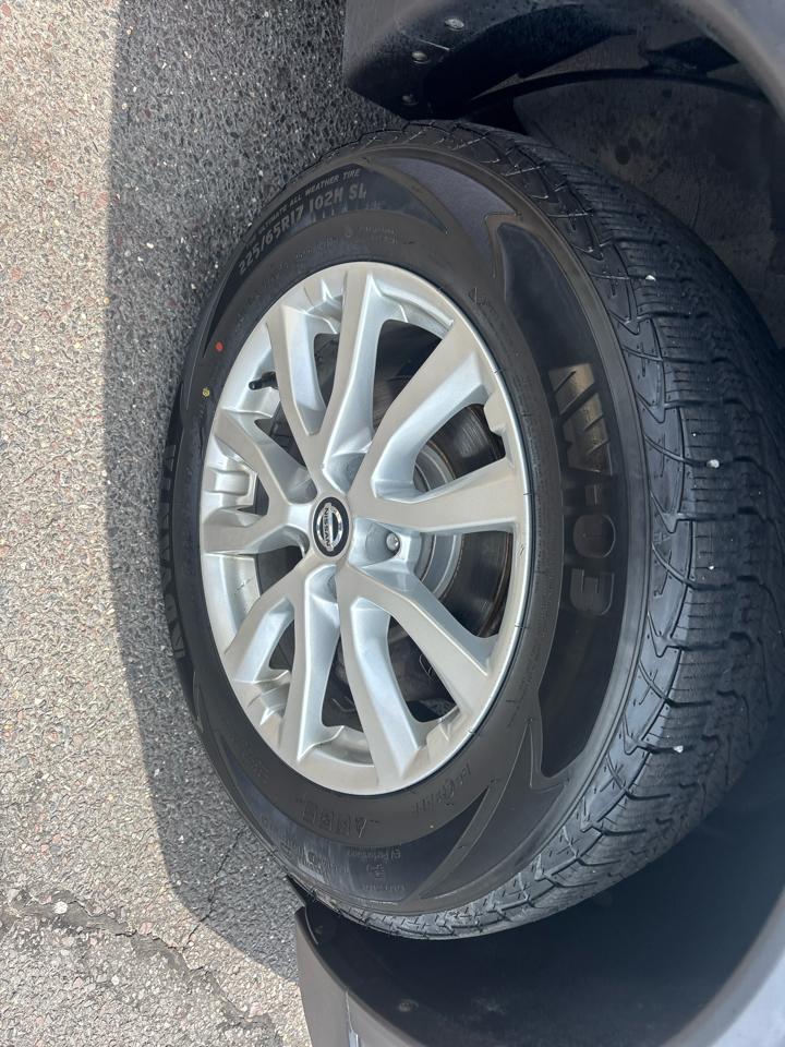 Nissan Rogue AWD SV 2018
