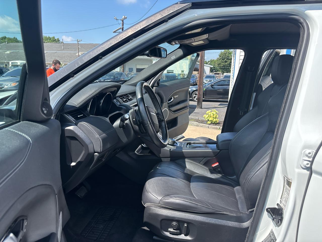 Land Rover Range Rover Evoque 5 Door SE 2019