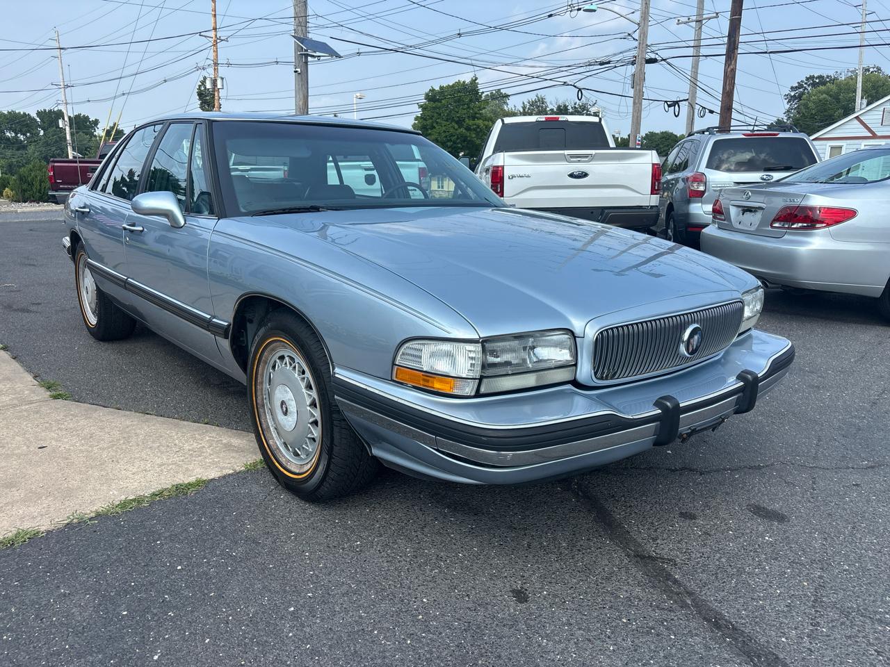 Buick LeSabre 4dr Sedan Custom 1995