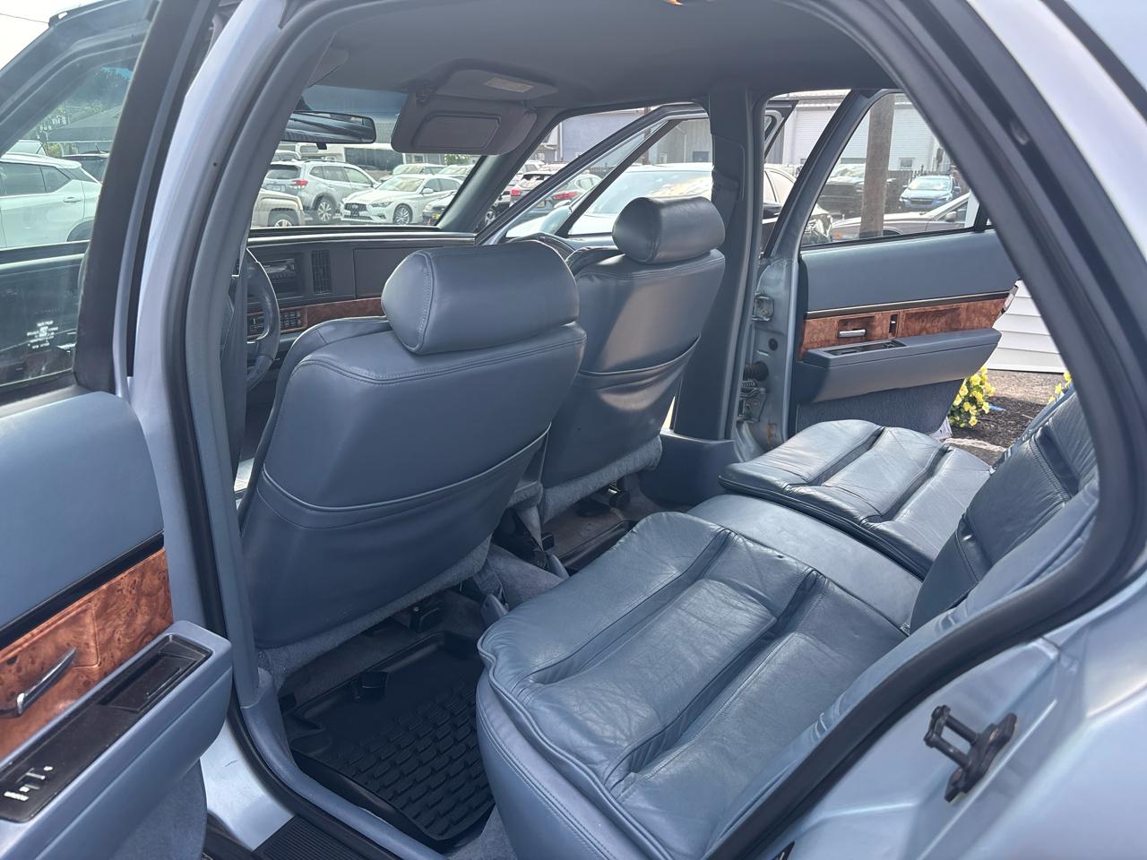 Buick LeSabre 4dr Sedan Custom 1995