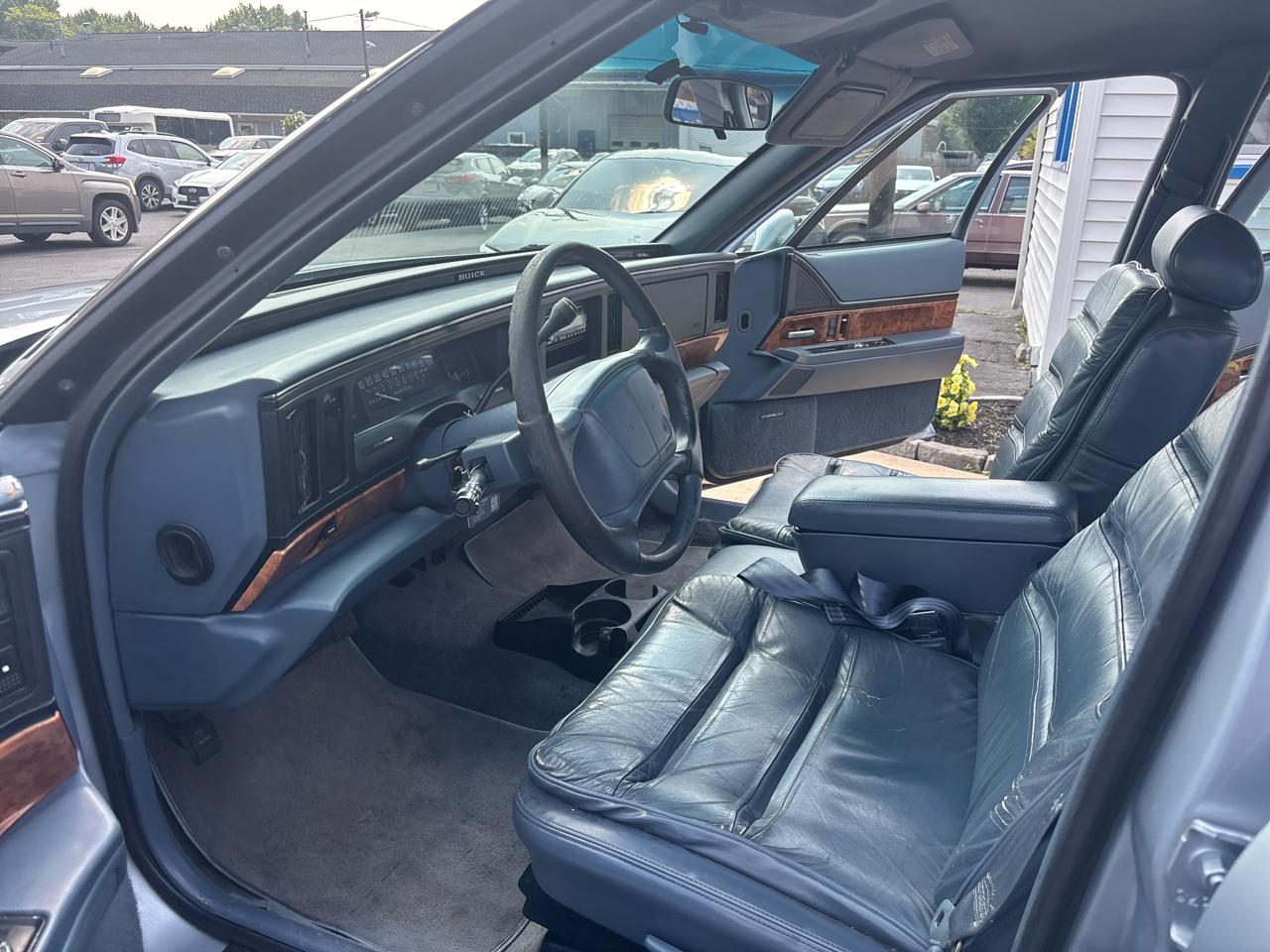Buick LeSabre 4dr Sedan Custom 1995