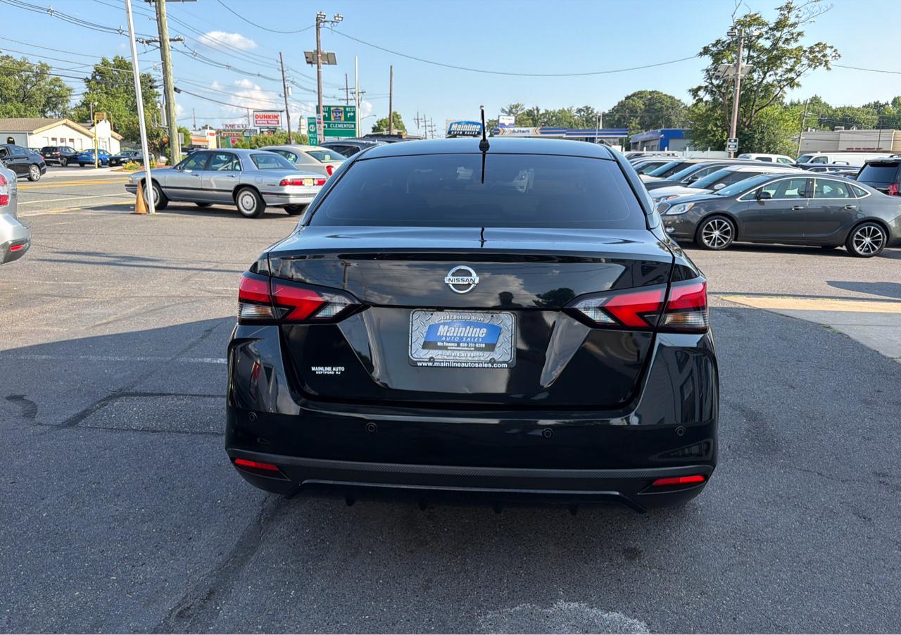 Nissan Versa S CVT 2021