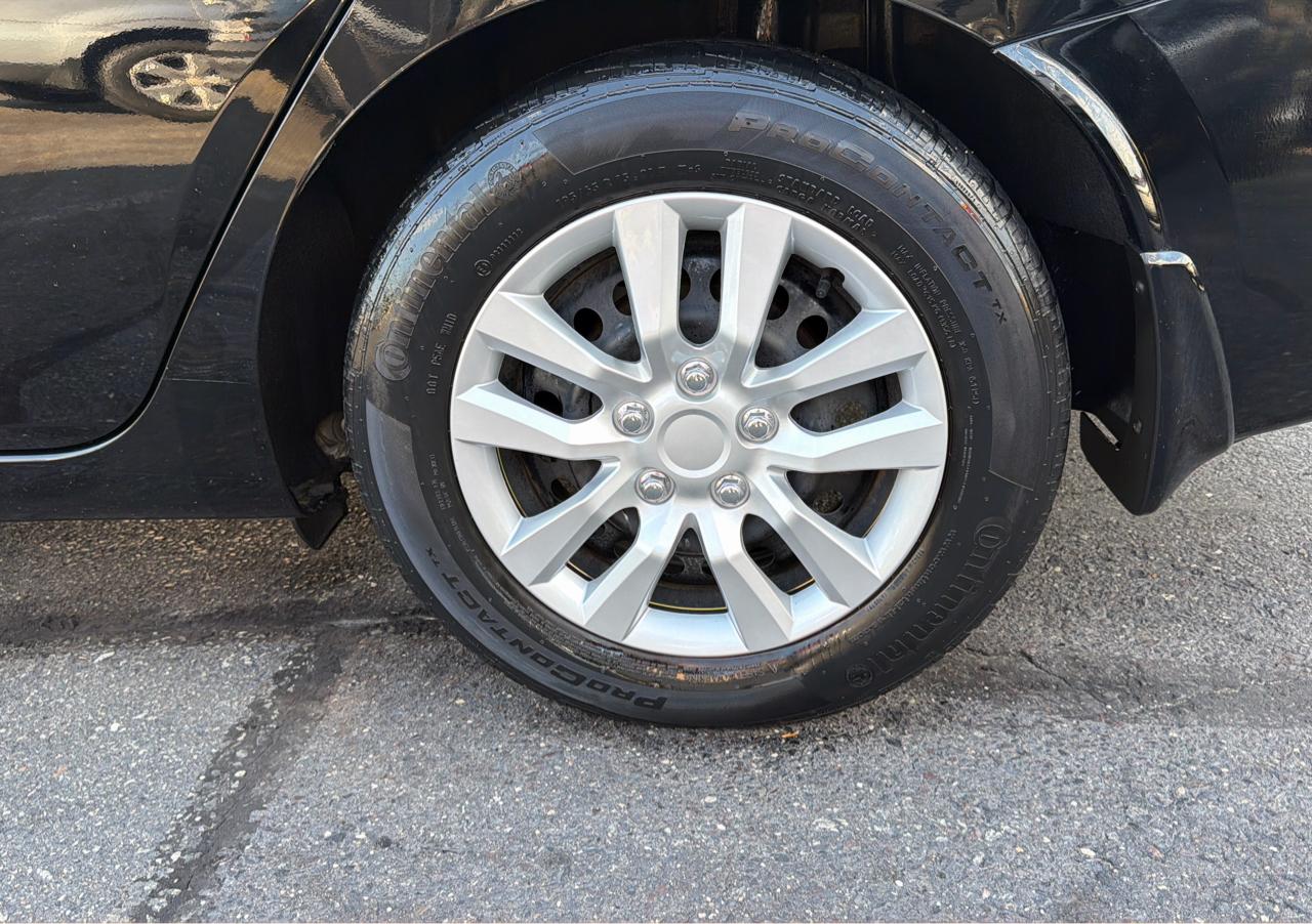 Nissan Versa S CVT 2021