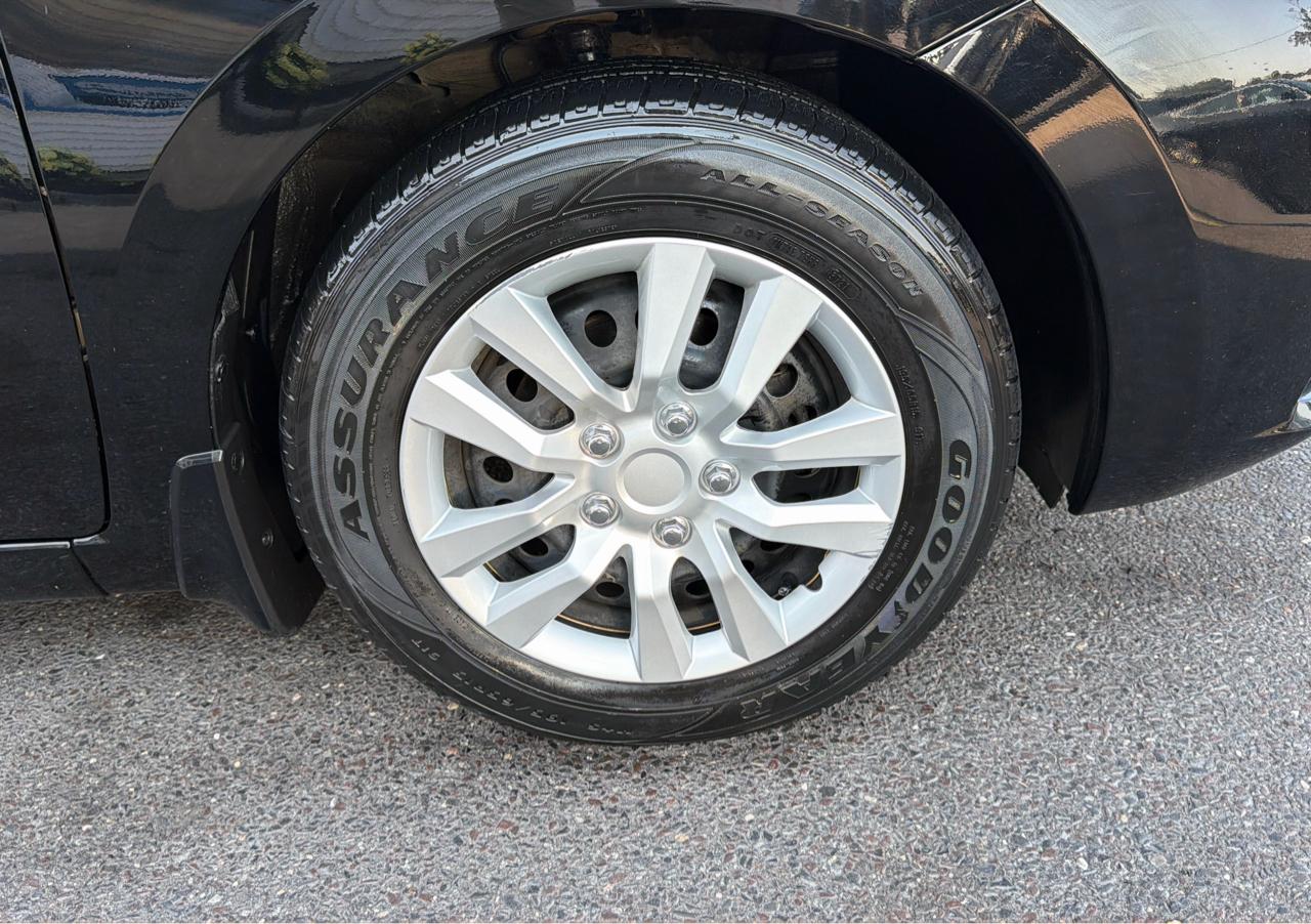 Nissan Versa S CVT 2021