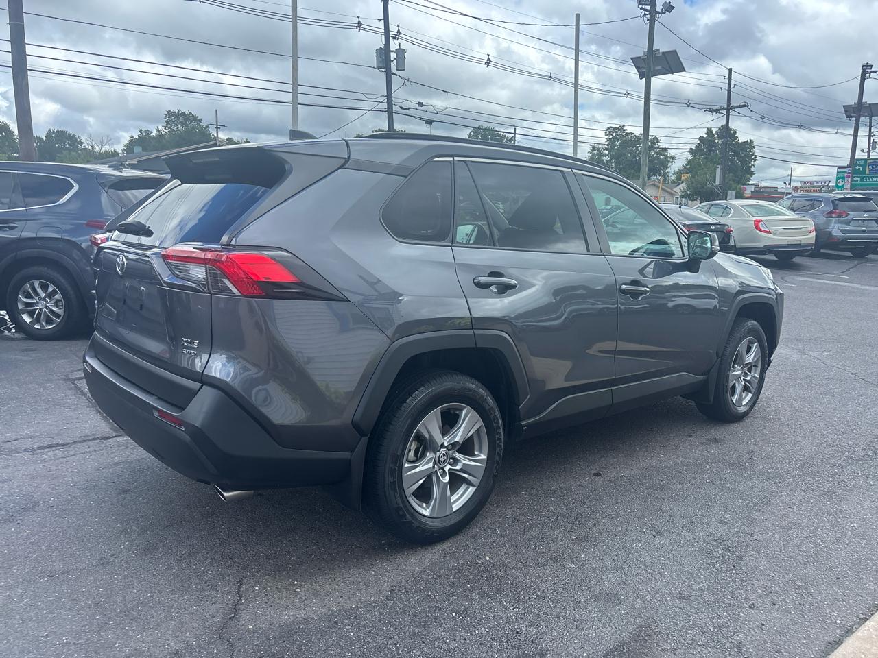 Toyota RAV4 XLE AWD (Natl) 2022