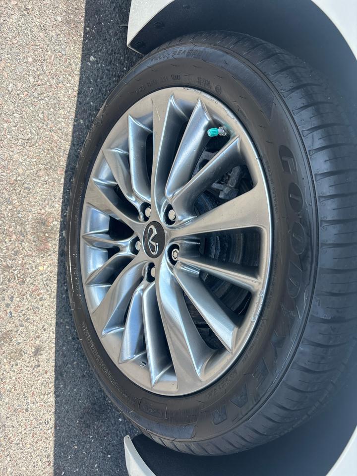 Infiniti Q50 3.0t LUXE AWD 2020