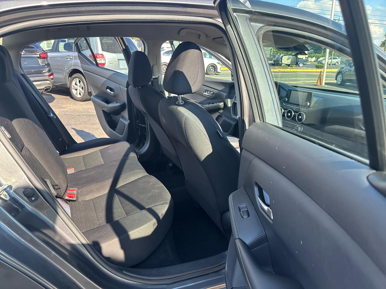 Nissan Sentra S CVT 2022