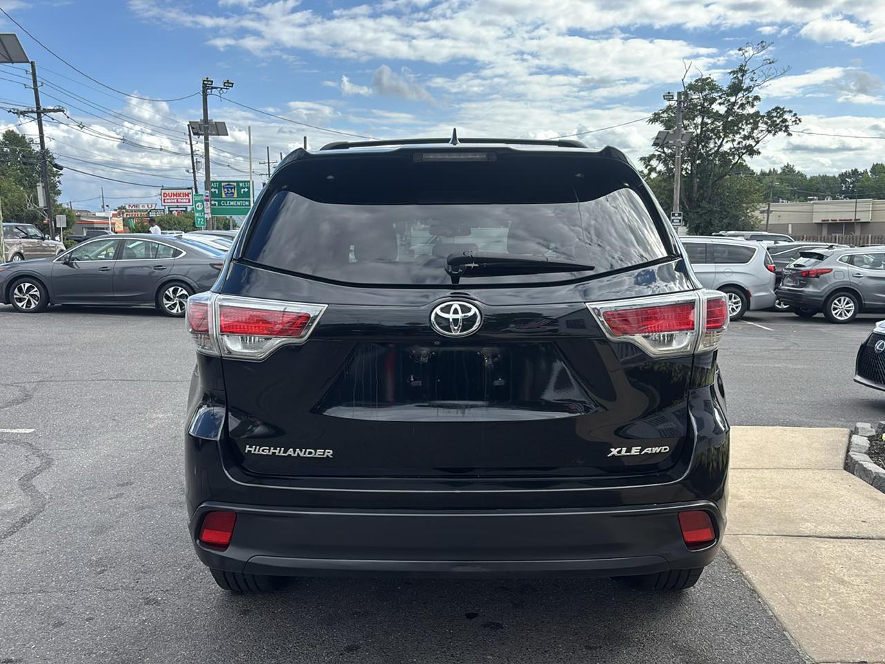 Toyota Highlander AWD 4dr V6 XLE (Natl) 2015