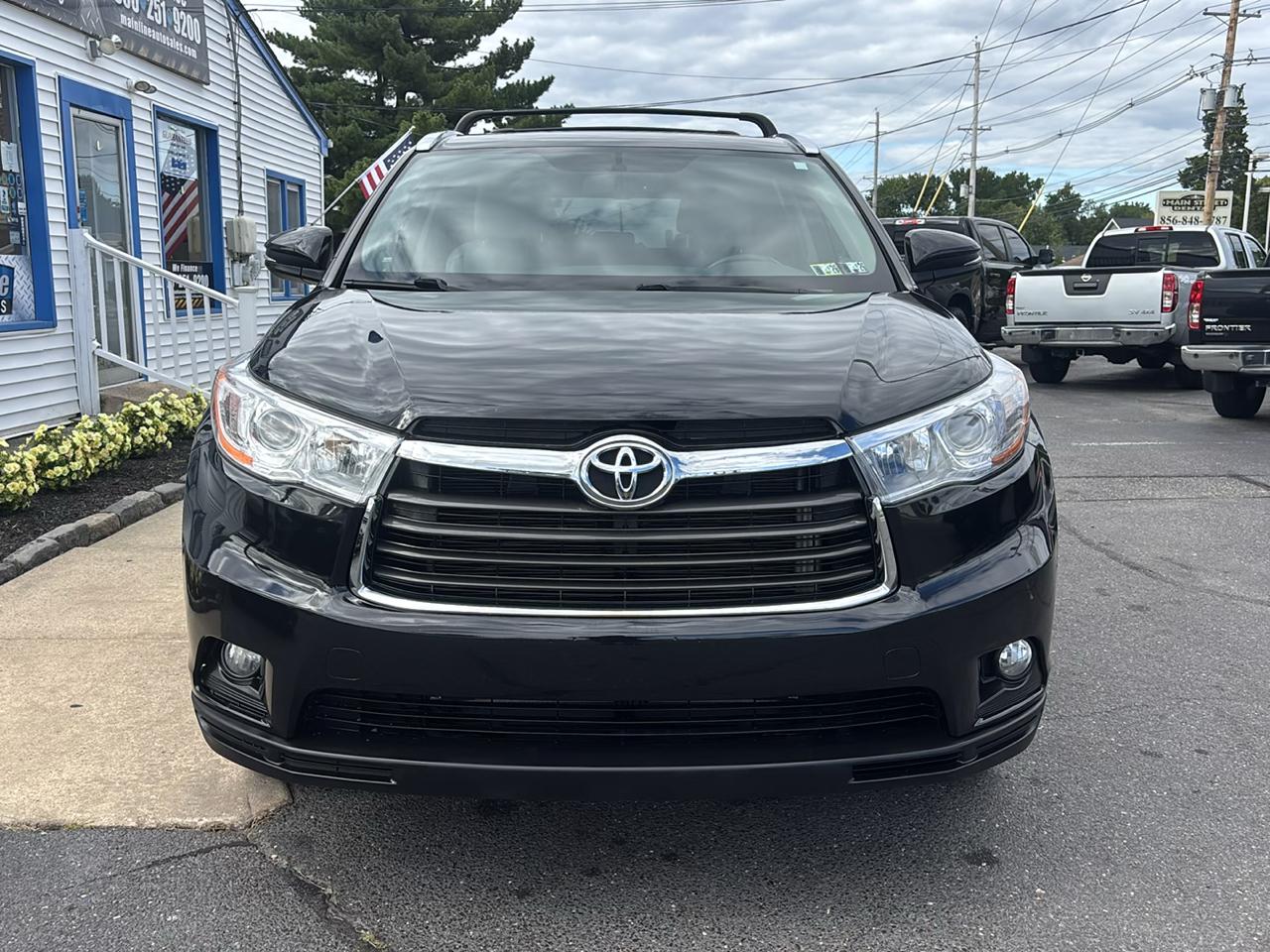Toyota Highlander AWD 4dr V6 XLE (Natl) 2015