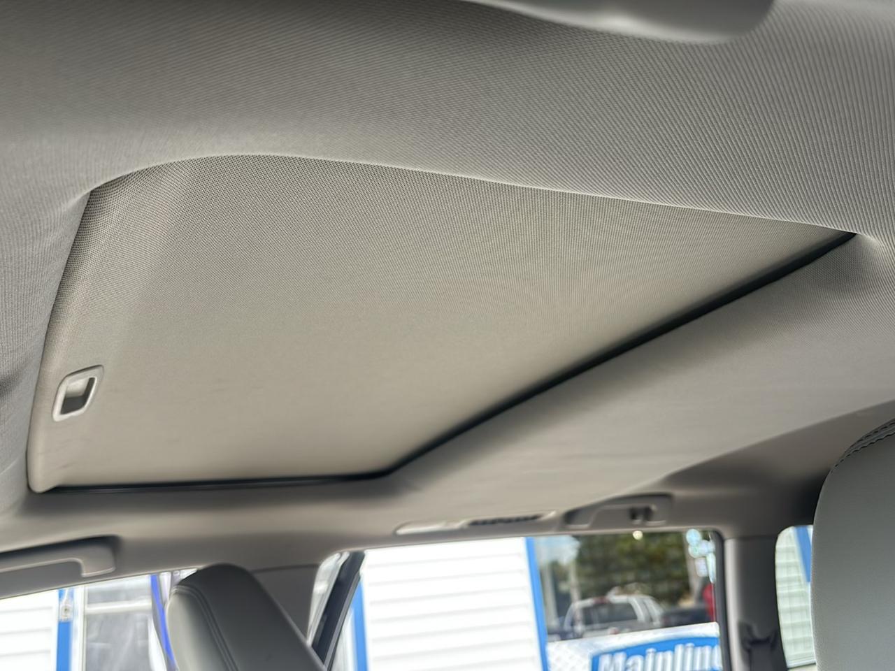Toyota Highlander AWD 4dr V6 XLE (Natl) 2015
