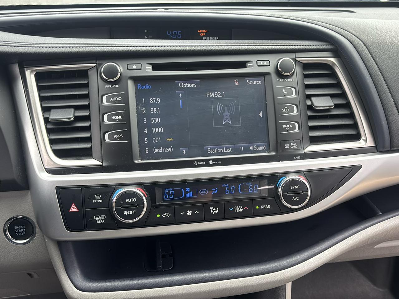 Toyota Highlander AWD 4dr V6 XLE (Natl) 2015
