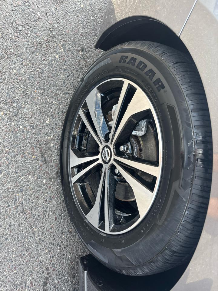 Nissan Sentra SV CVT 2023