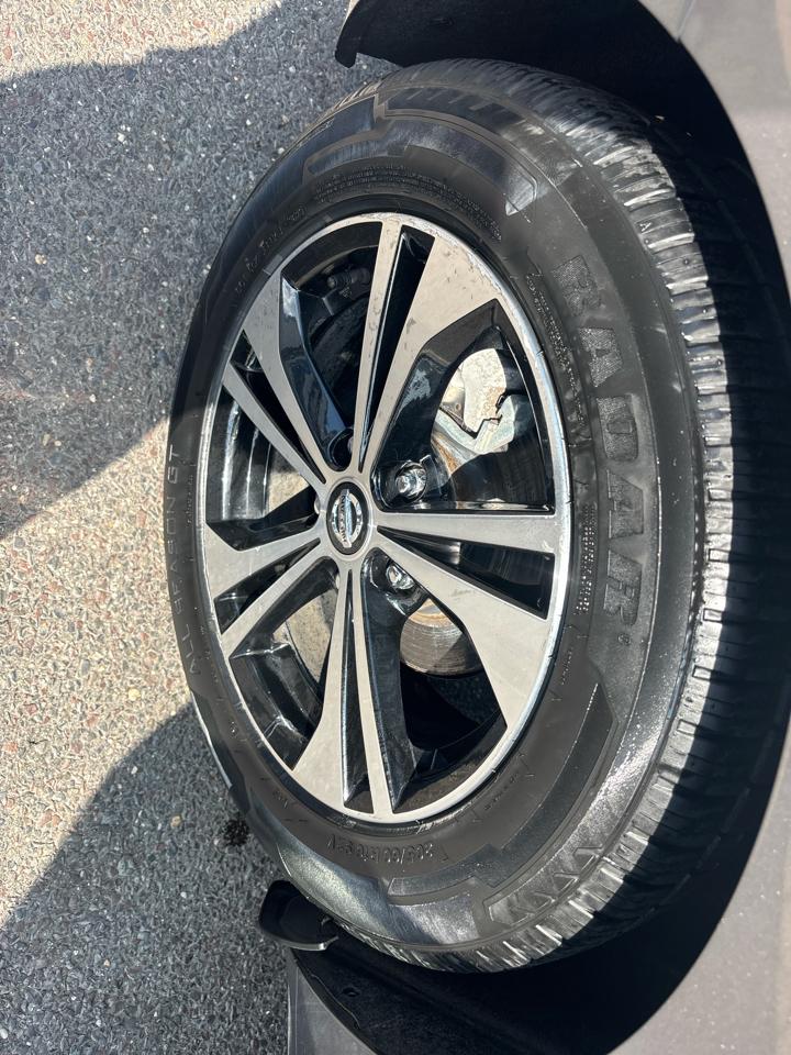Nissan Sentra SV CVT 2023