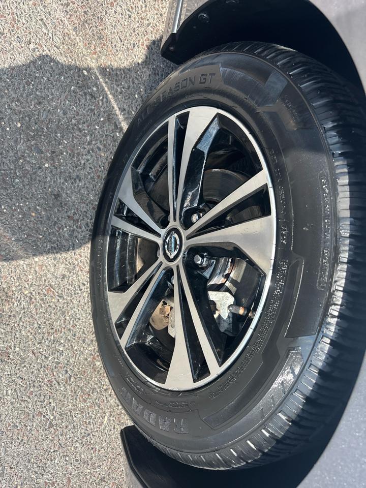 Nissan Sentra SV CVT 2023