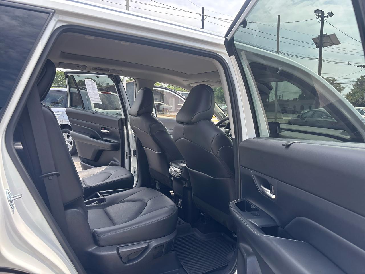 Toyota Grand Highlander Platinum AWD (Natl) 2025