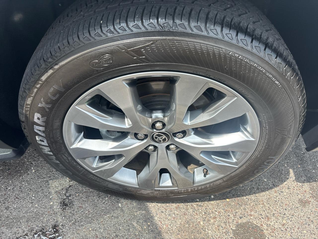 Toyota Grand Highlander Platinum AWD (Natl) 2025