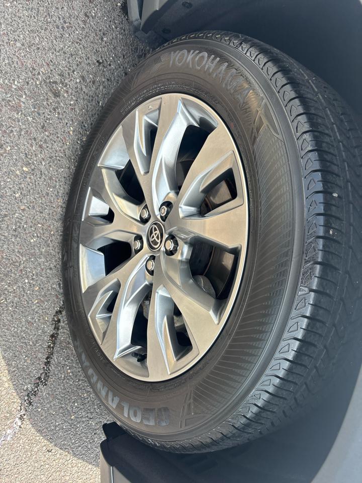 Toyota Grand Highlander Platinum AWD (Natl) 2025