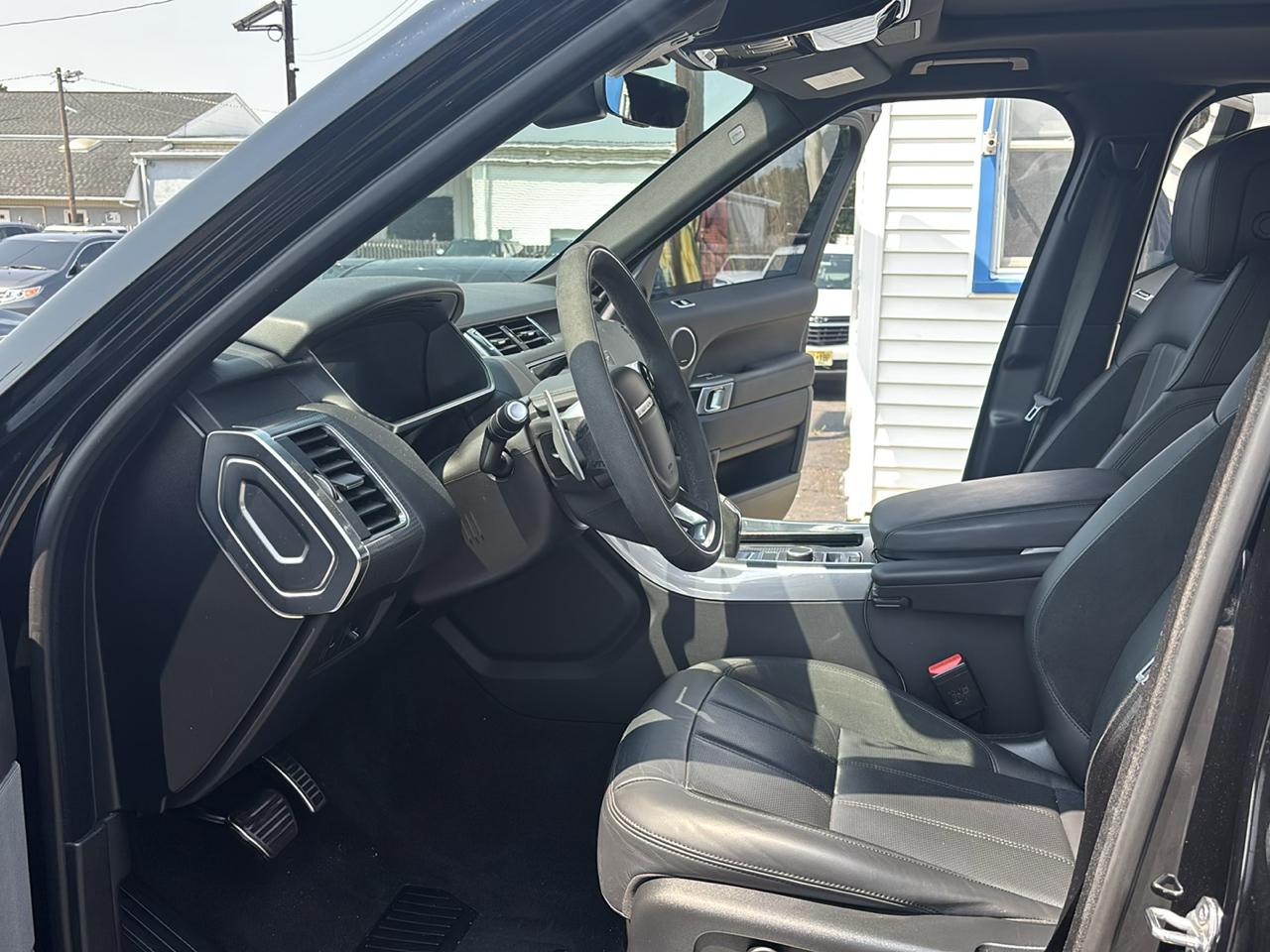 Land Rover Range Rover Sport Turbo i6 MHEV HST 2022