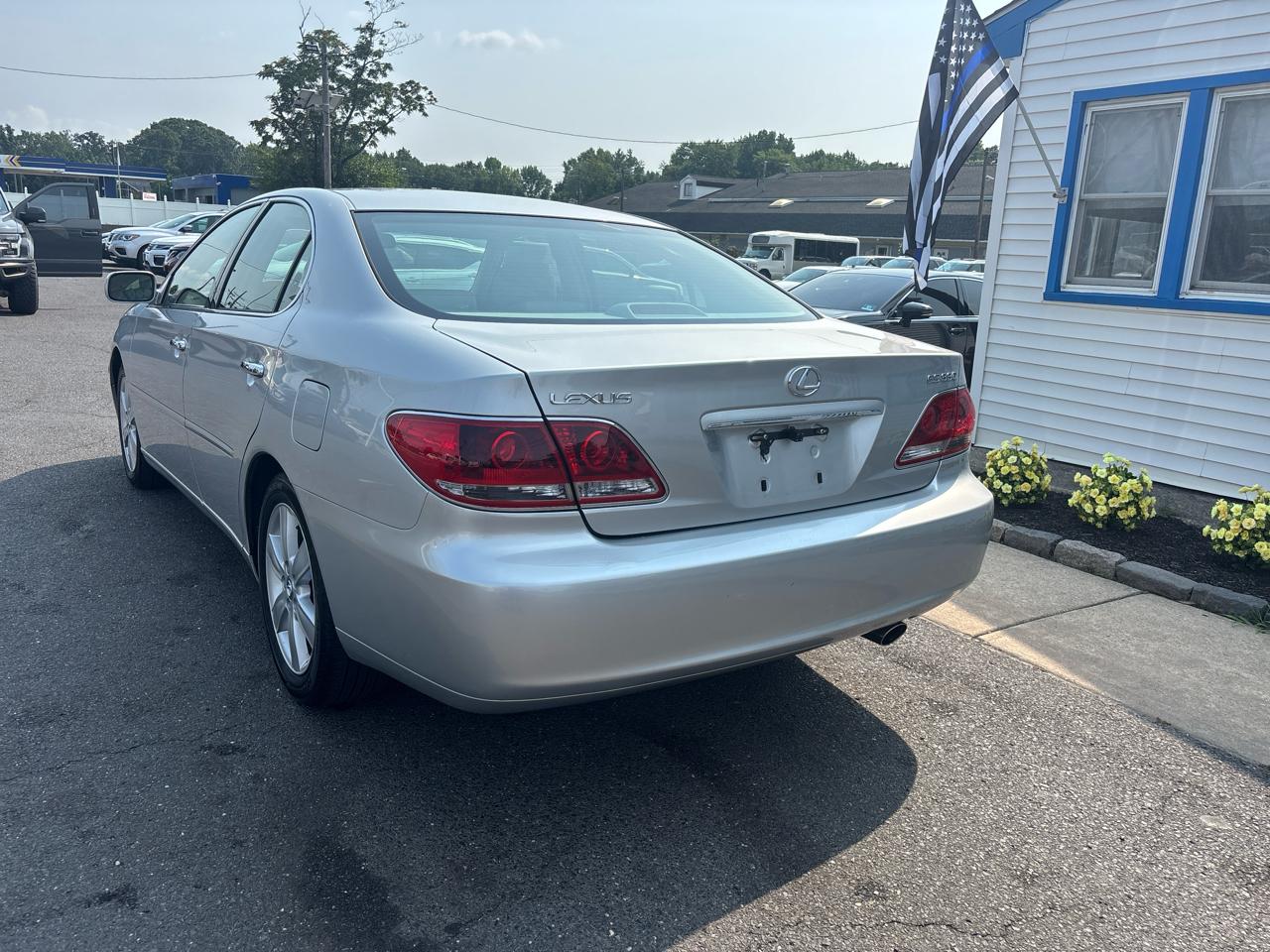 Lexus ES 330 4dr Sdn 2005