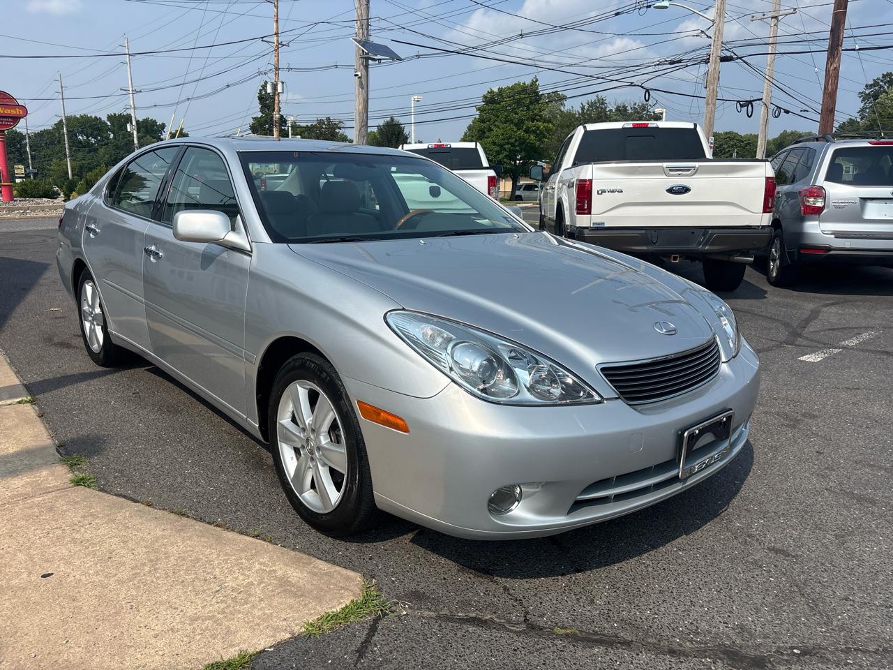 Lexus ES 330 4dr Sdn 2005