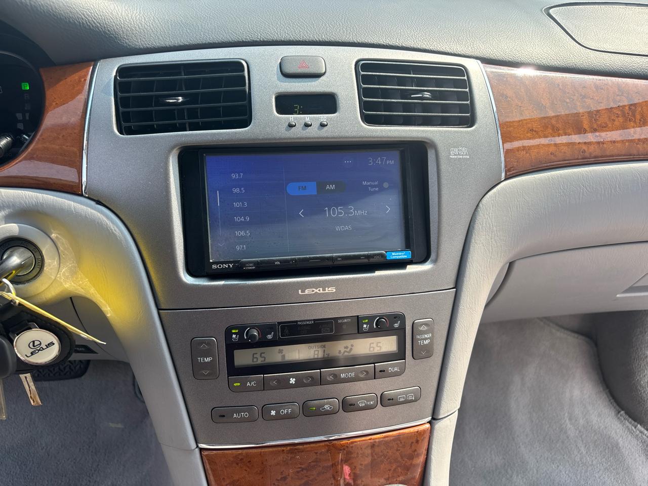 Lexus ES 330 4dr Sdn 2005