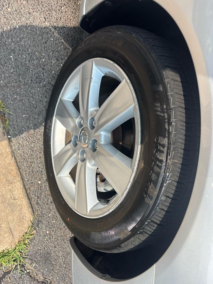Lexus ES 330 4dr Sdn 2005
