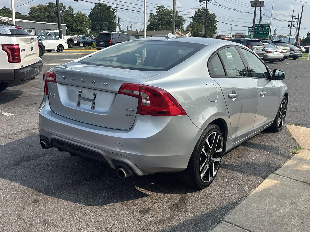 Volvo S60 T5 AWD Dynamic 2017