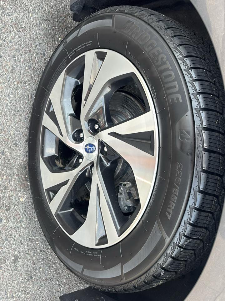 Subaru Legacy Premium CVT 2020