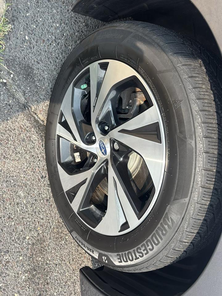 Subaru Legacy Premium CVT 2020