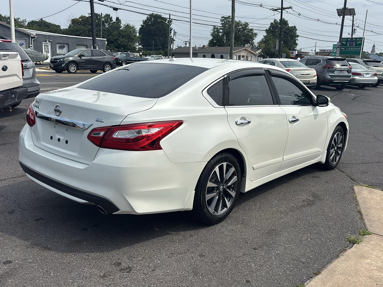 Nissan Altima 4dr Sdn I4 2.5 SL 2016
