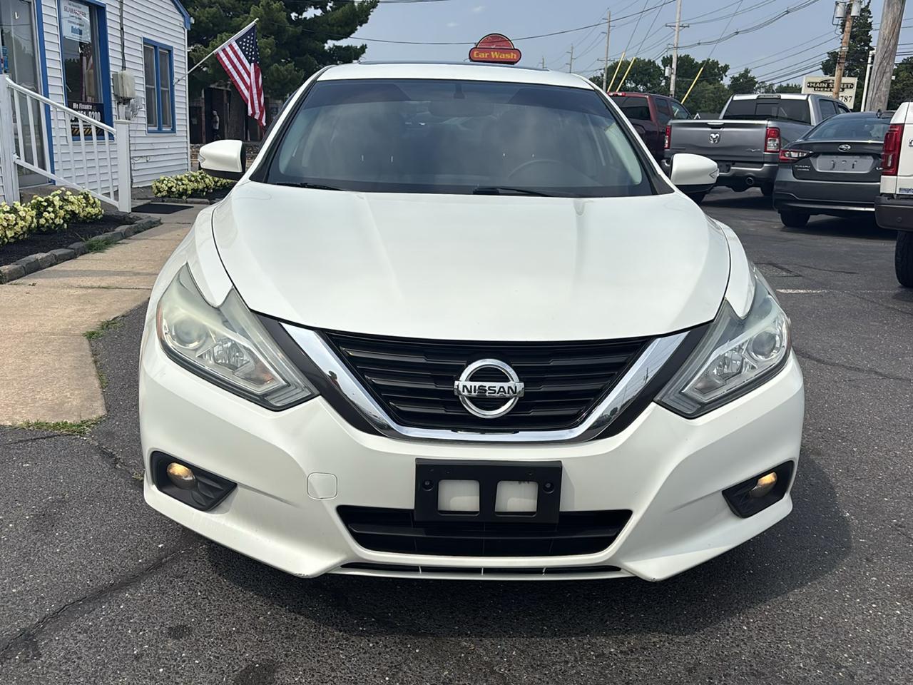 Nissan Altima 4dr Sdn I4 2.5 SL 2016