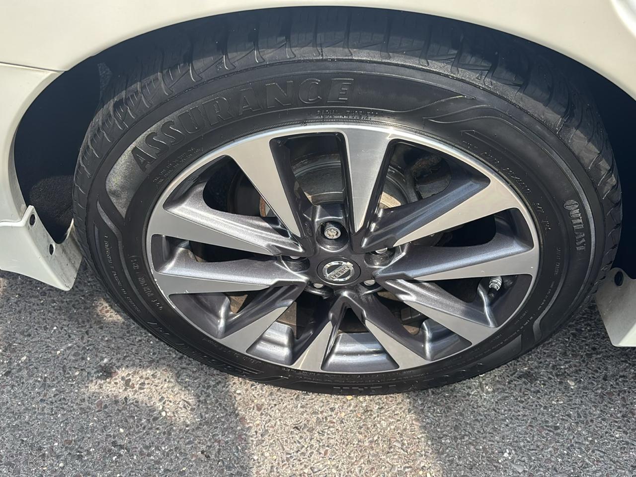 Nissan Altima 4dr Sdn I4 2.5 SL 2016