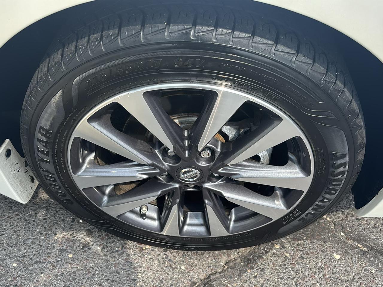 Nissan Altima 4dr Sdn I4 2.5 SL 2016