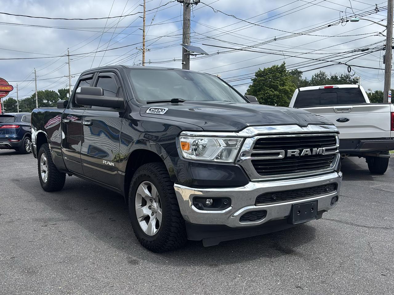 RAM 1500 Big Horn 4x4 Quad Cab 6'4" Box 2020