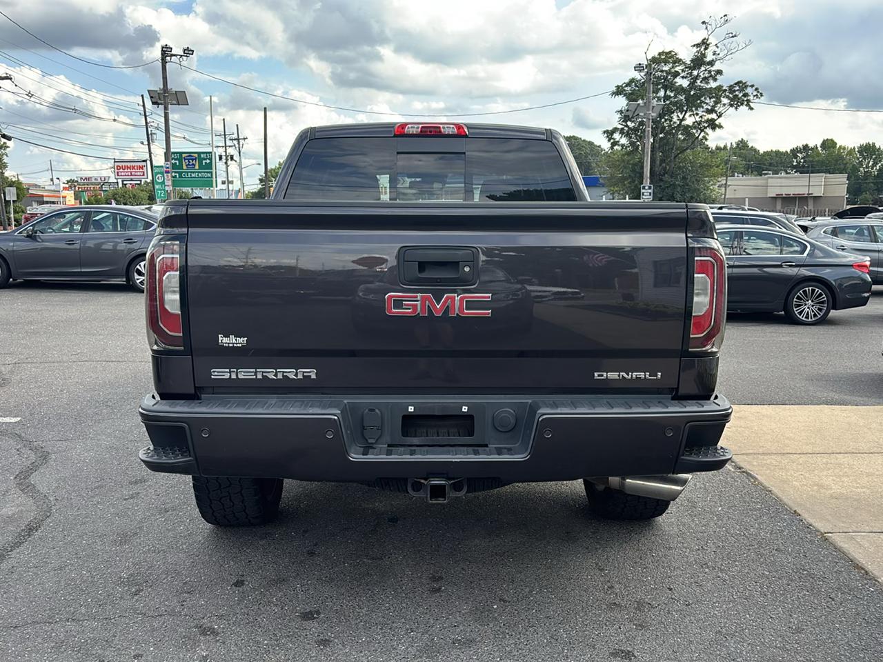 GMC Sierra 1500 4WD Crew Cab 143.5" Denali 2016
