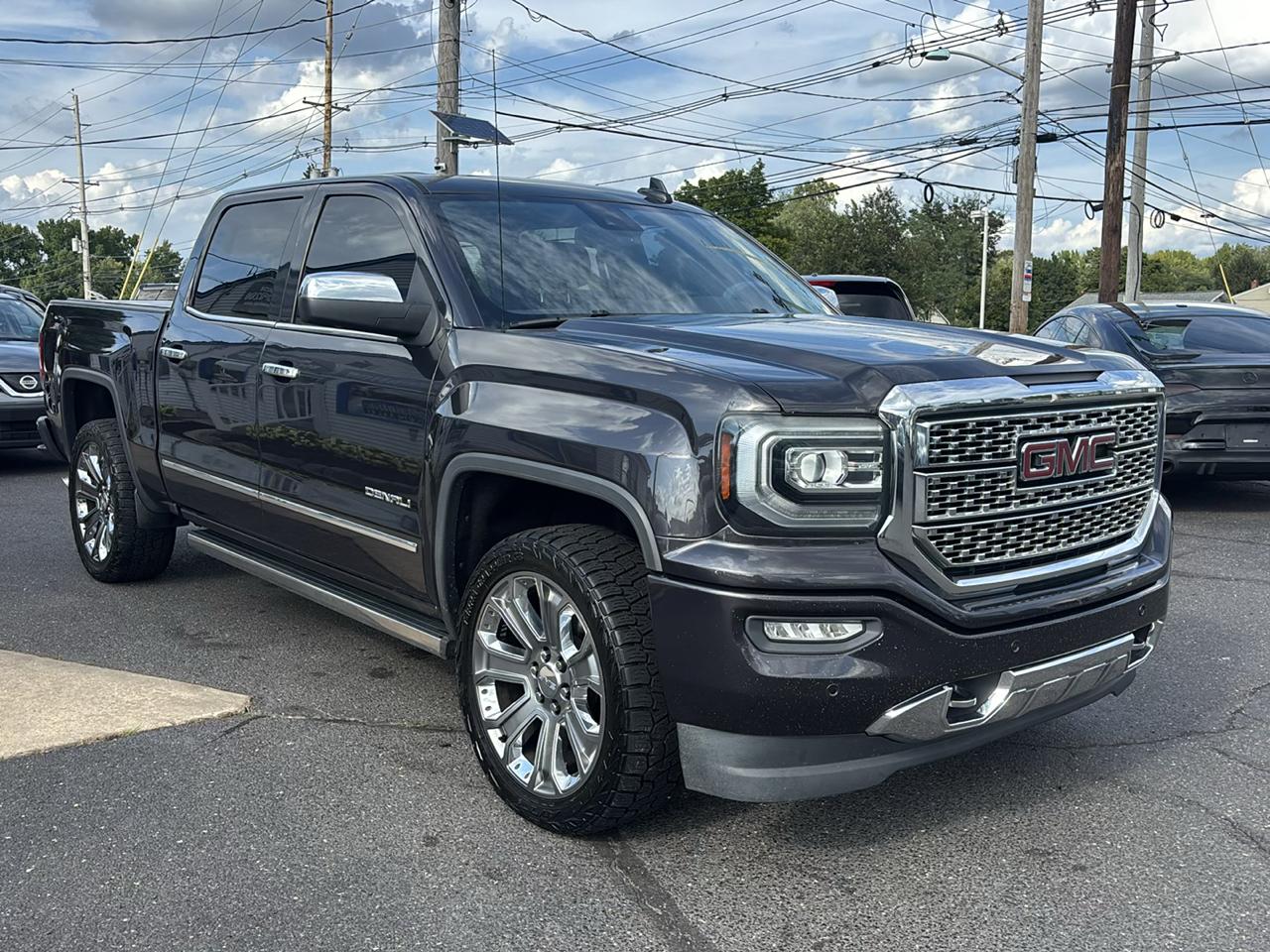 GMC Sierra 1500 4WD Crew Cab 143.5" Denali 2016