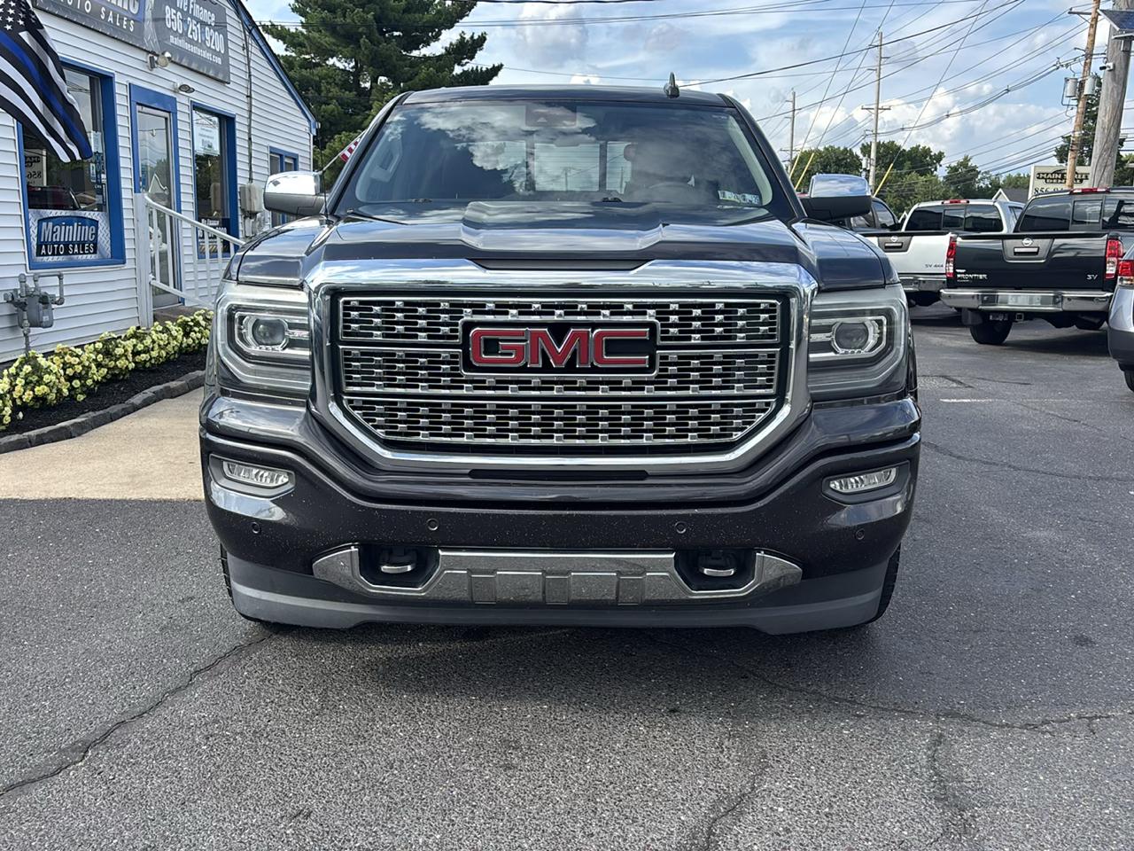 GMC Sierra 1500 4WD Crew Cab 143.5" Denali 2016