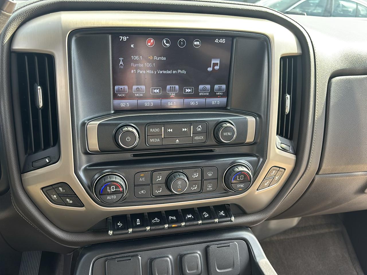 GMC Sierra 1500 4WD Crew Cab 143.5" Denali 2016